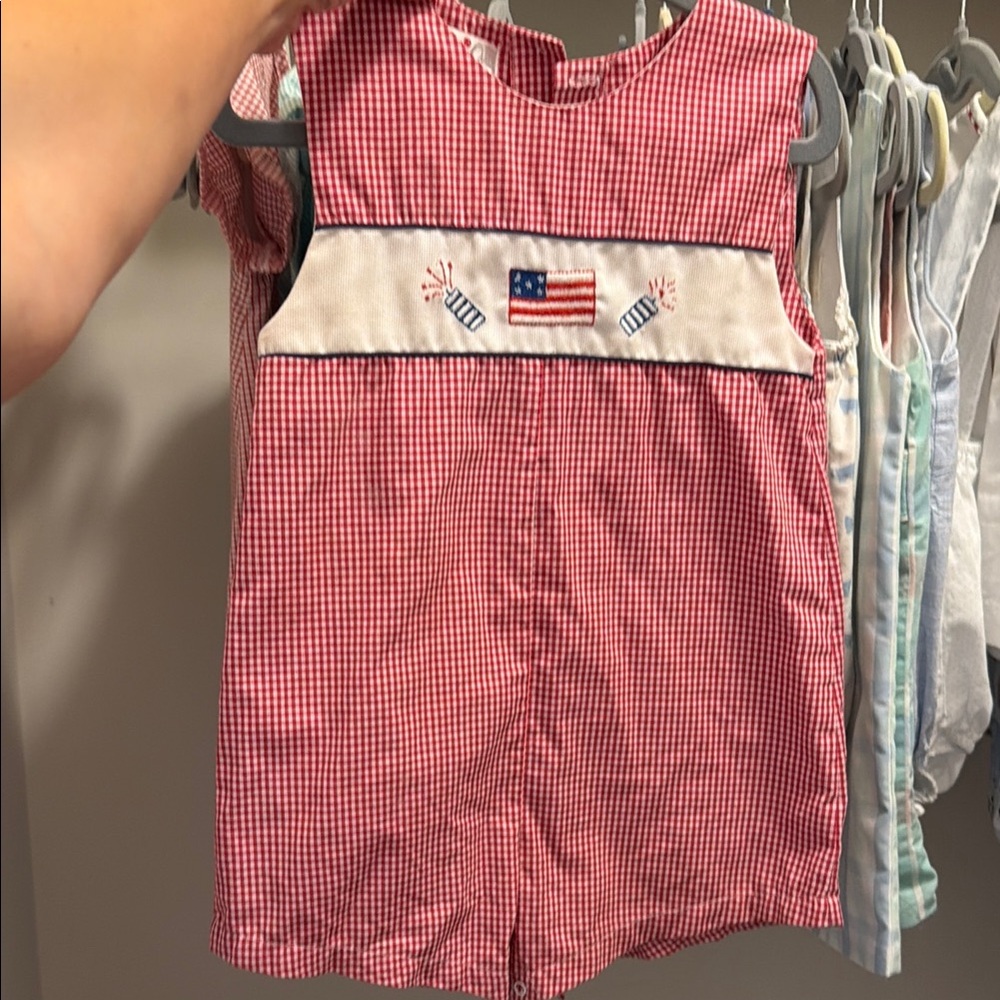 Petite Ami Jon Jon flag embroidery - Picture 1 of 1